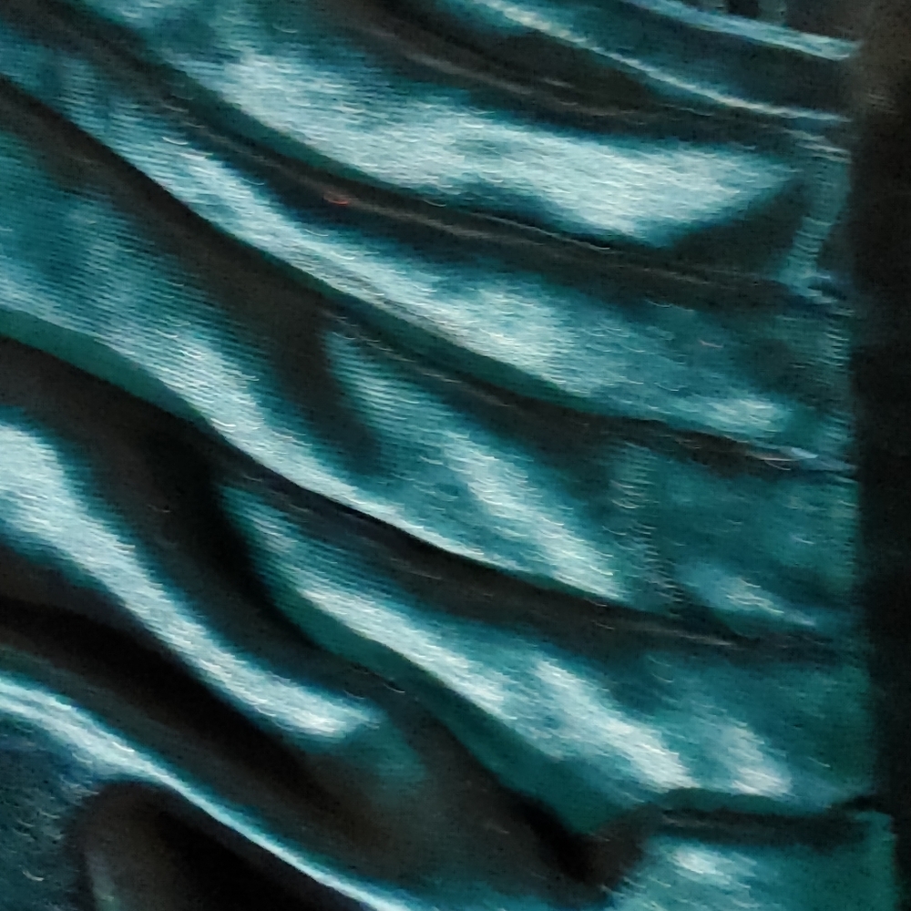 Blue Velvet Dress - Picture 5 of 8